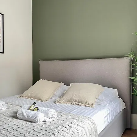 Appartement Eiffel Tower Stylish Retreat